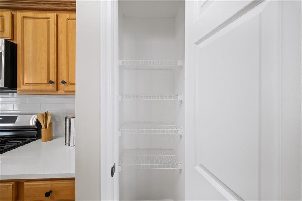 2703 Hillvale Cove Drive