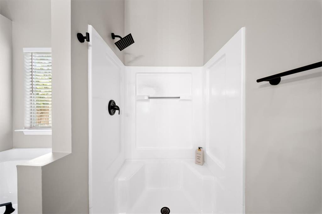 2703 Hillvale Cove Drive