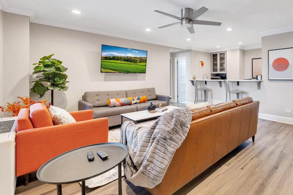 300 Peachtree Street NE Unit 6H