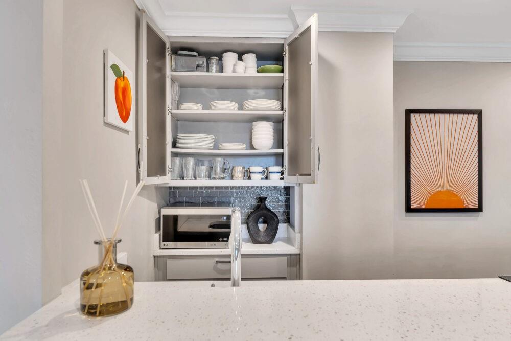 300 Peachtree Street NE Unit 6H