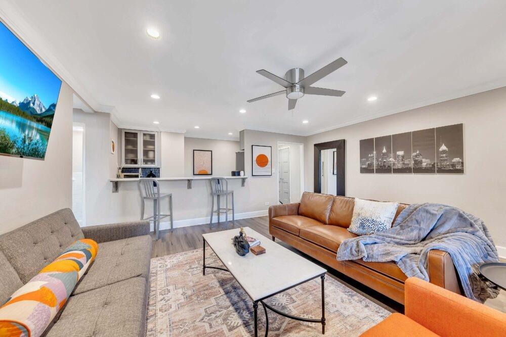 300 Peachtree Street NE Unit 6H