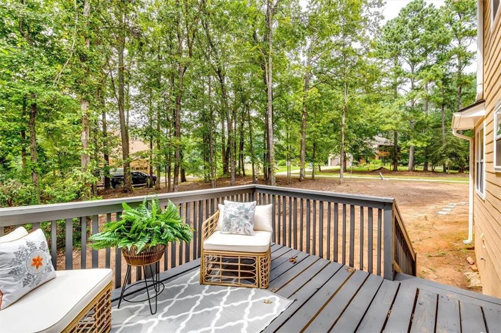 1493 Stoneleigh Hill Road