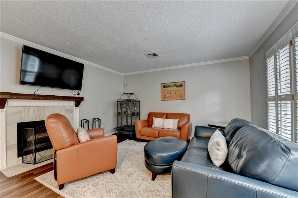 2475 Northlake Court NE