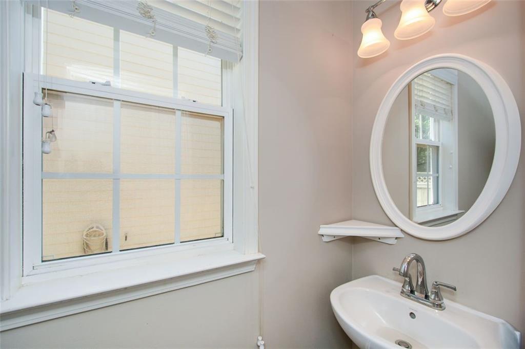 710 BERKELEY Terrace