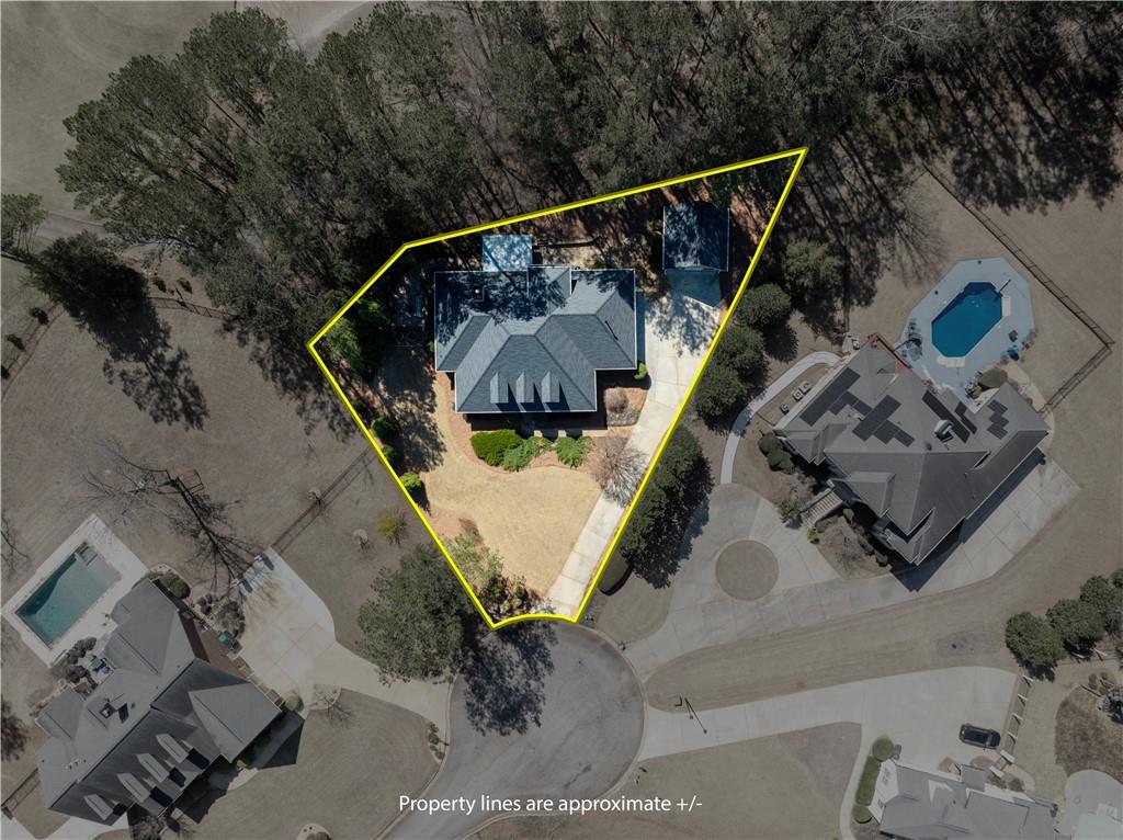 2407 Honey Court