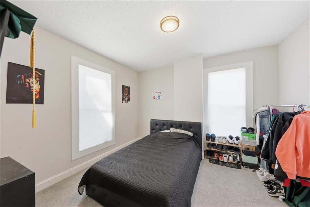 224 W Tinsley Street W