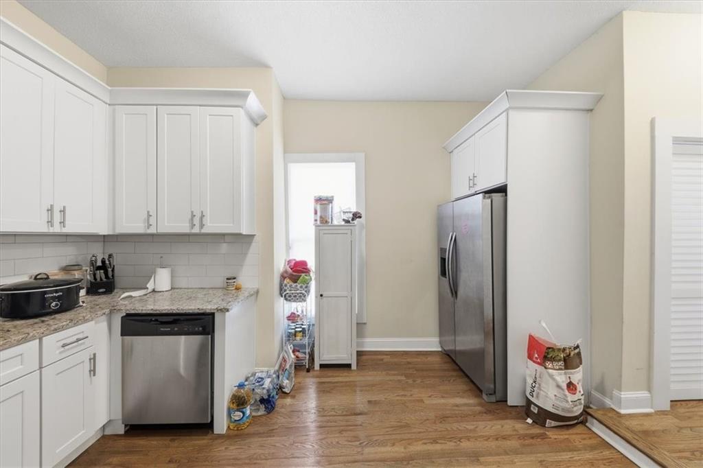 224 W Tinsley Street W