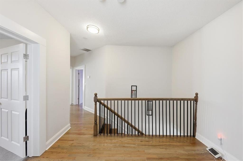 224 W Tinsley Street W