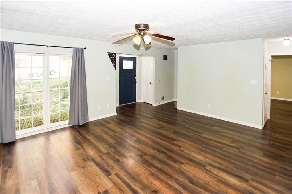 1665 RAMBLING WOODS Drive