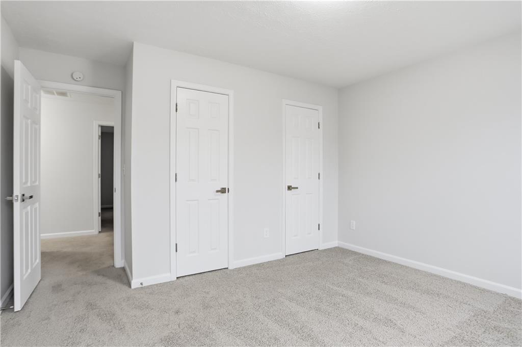 5556 Claridge Circle