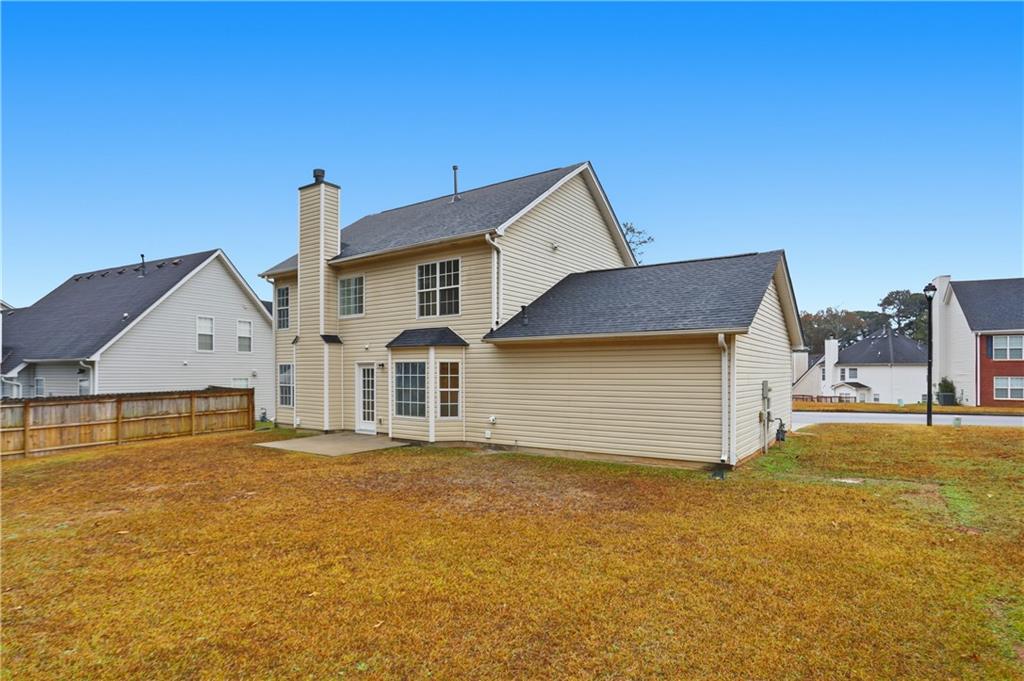 5556 Claridge Circle