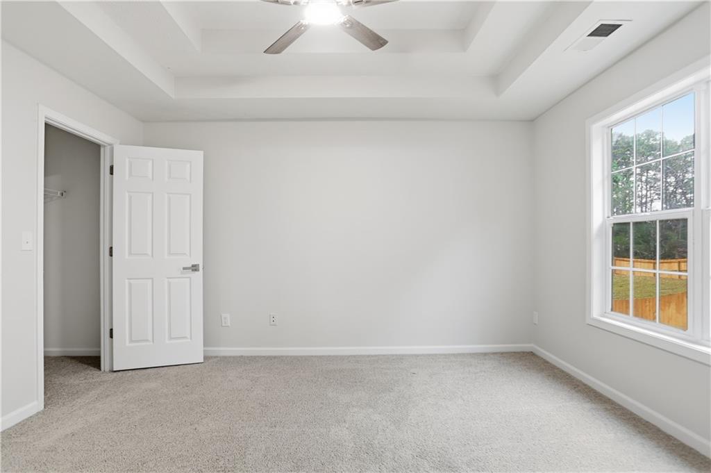 5556 Claridge Circle