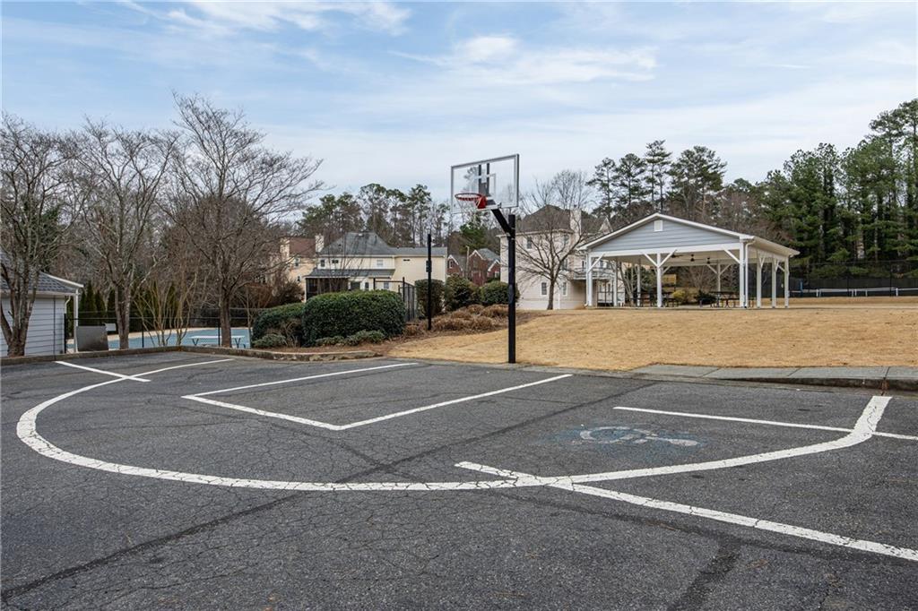 2612 Gabriel Court NW