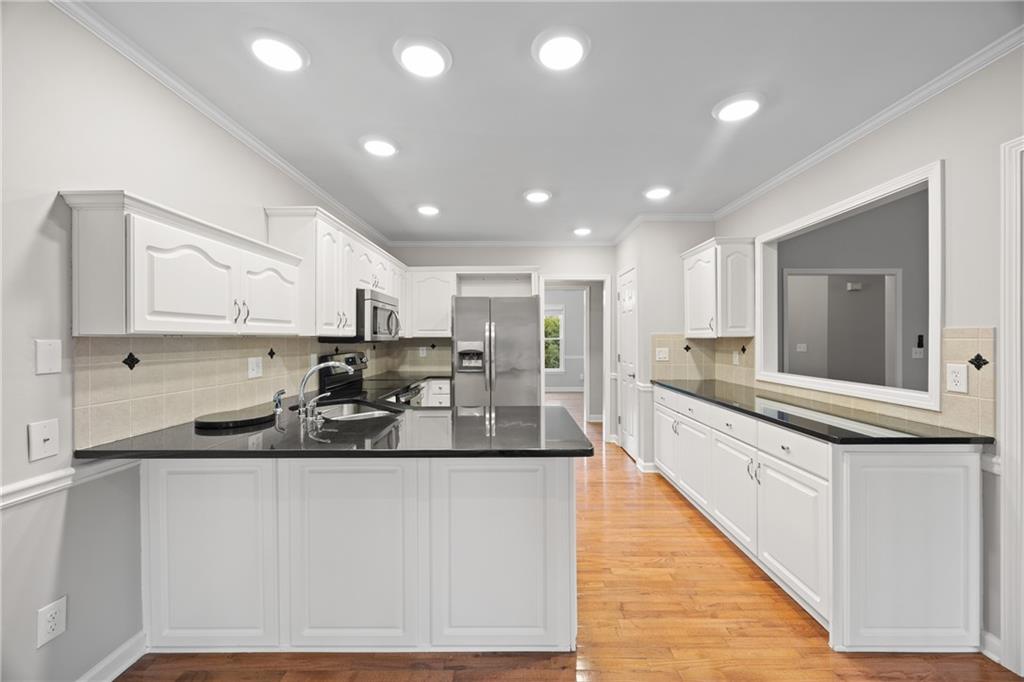 2612 Gabriel Court NW