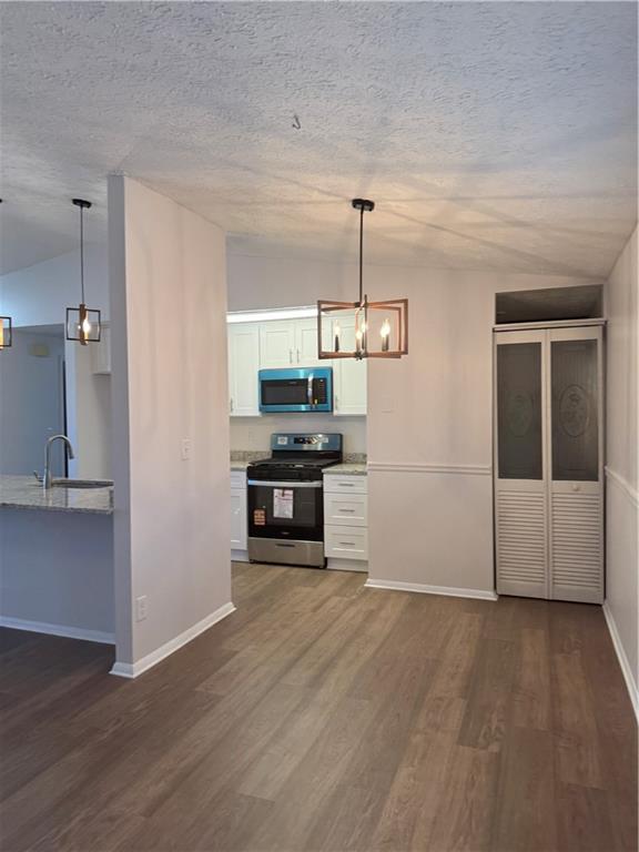 4093 Overland Trail