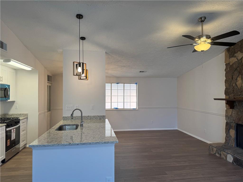 4093 Overland Trail