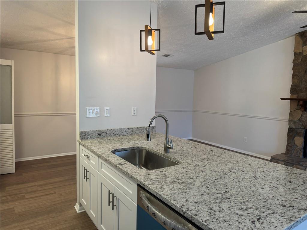 4093 Overland Trail