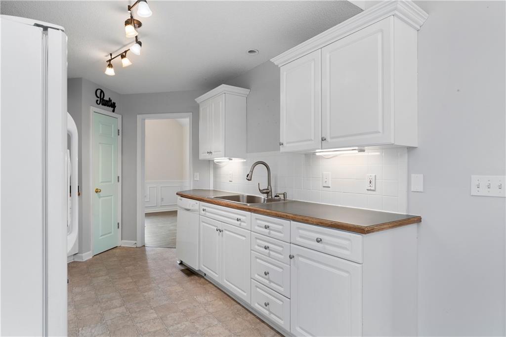 58 Planters Drive NW