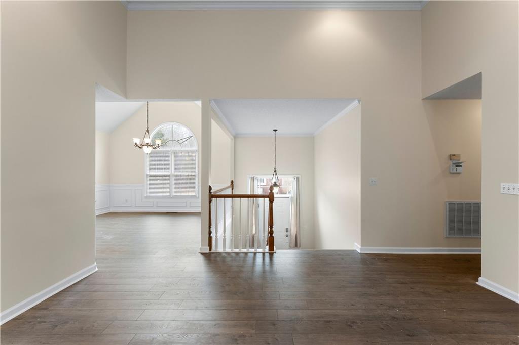 58 Planters Drive NW