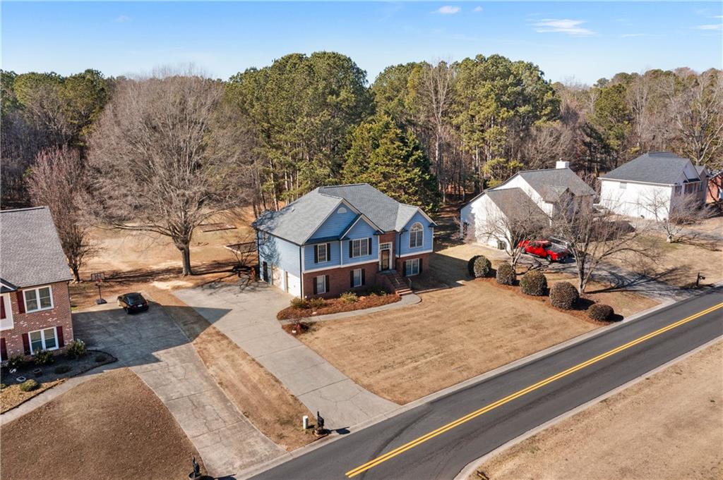 58 Planters Drive NW