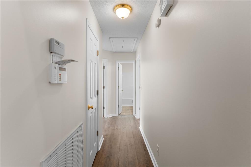 58 Planters Drive NW