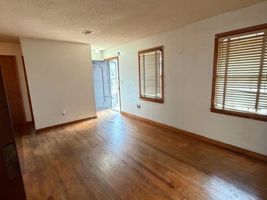 3103 Fir Court