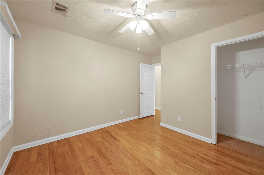 6236 Rock Port Drive