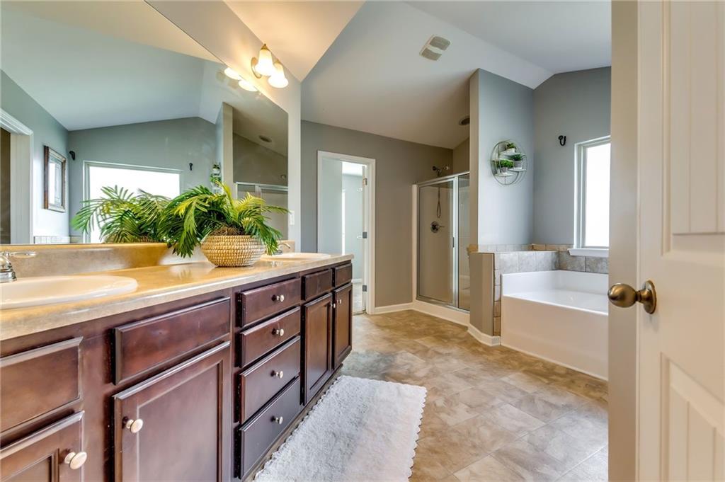 1154 Paramount Drive