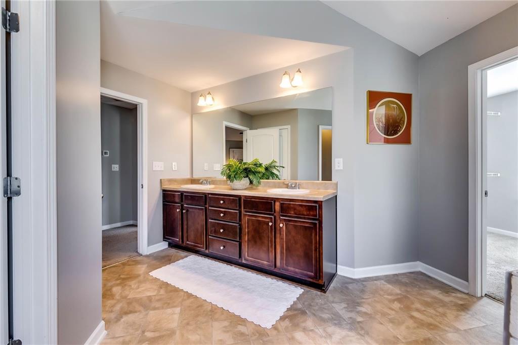 1154 Paramount Drive