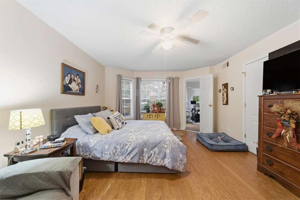 53 Overlook Heights Way