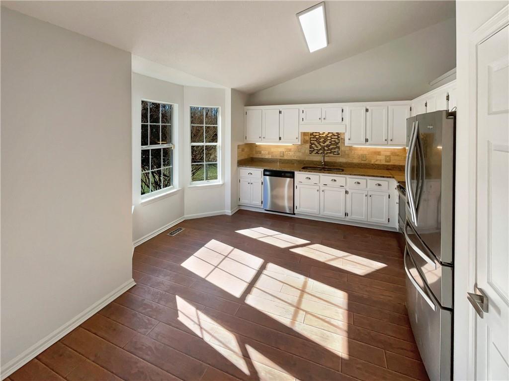 180 Honeysuckle Drive SE