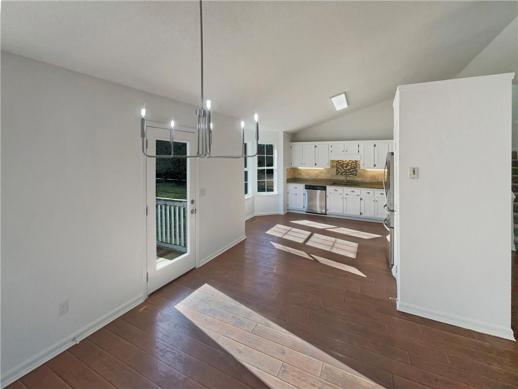 180 Honeysuckle Drive SE