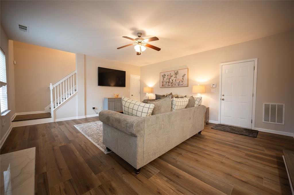 1412 SHELNUTT Court