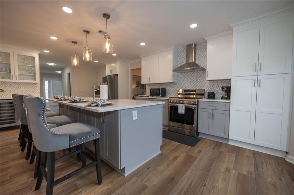 1412 SHELNUTT Court
