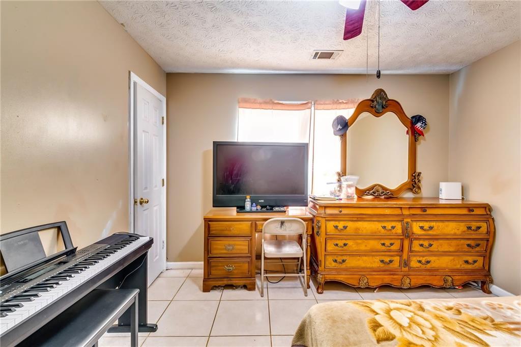 1245 Shamrock Hill Circle