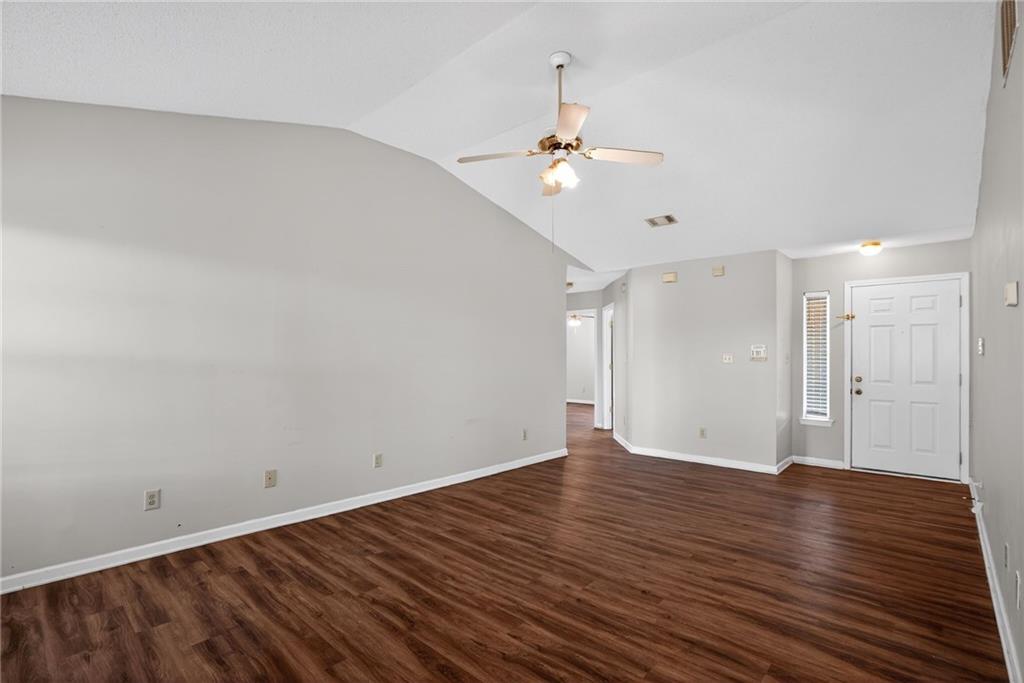 3532 Oak Leaf Court
