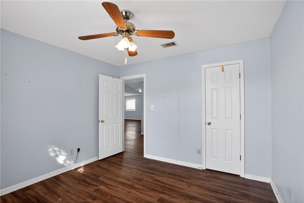 3532 Oak Leaf Court