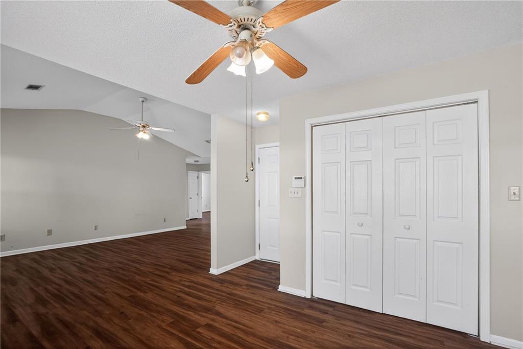 3532 Oak Leaf Court