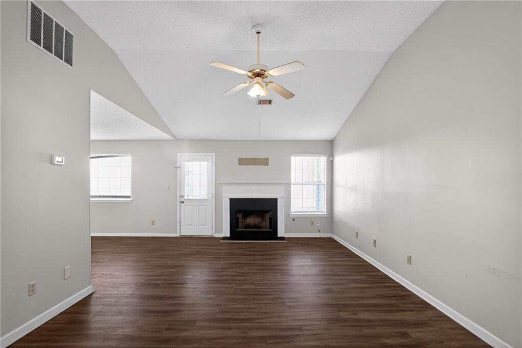 3532 Oak Leaf Court