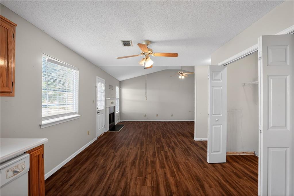 3532 Oak Leaf Court