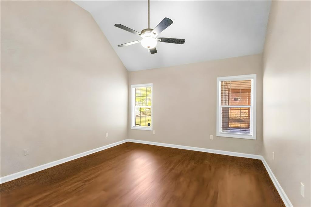 125 York Lane