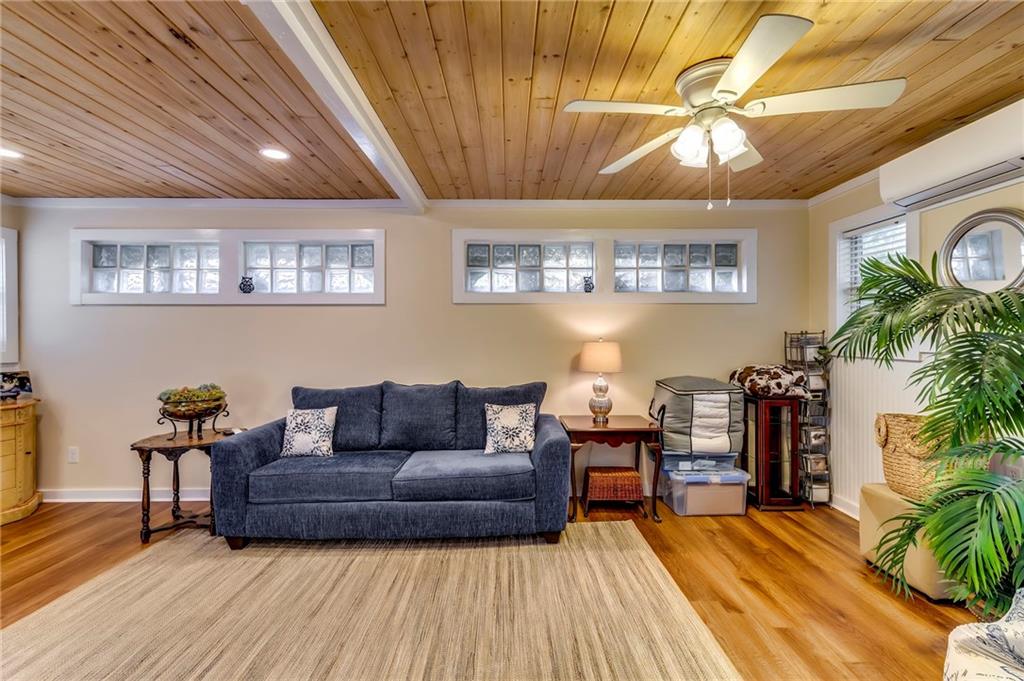 505 Cambridge Circle