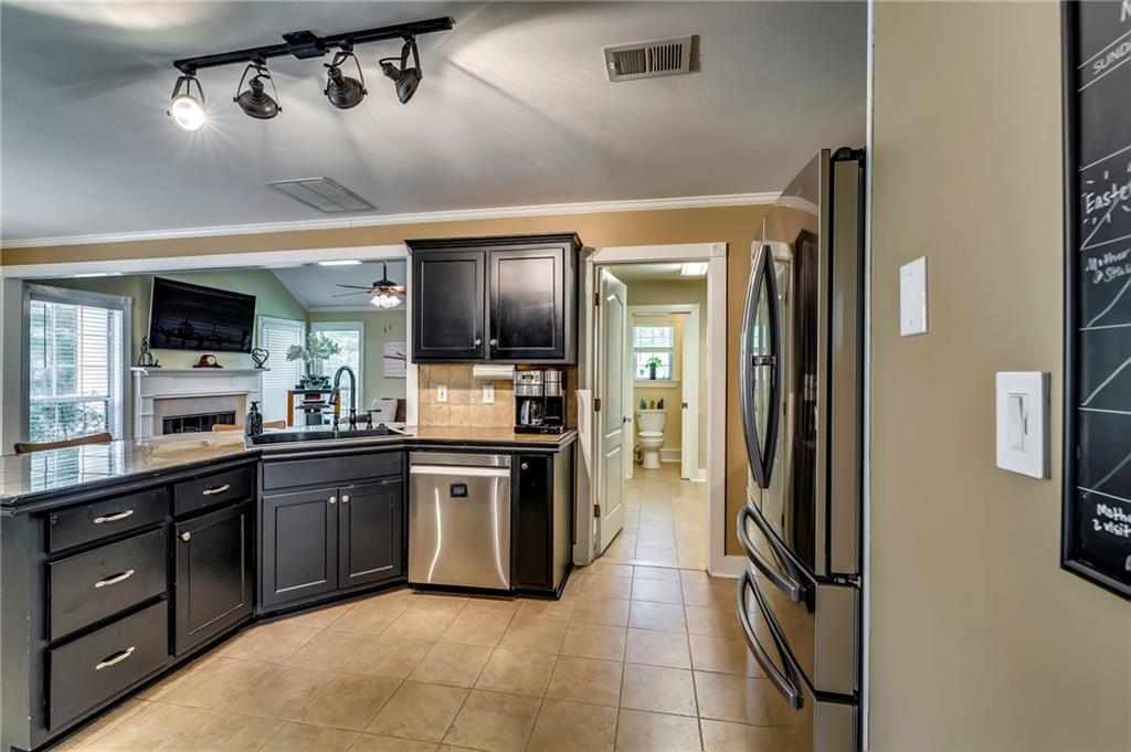 505 Cambridge Circle