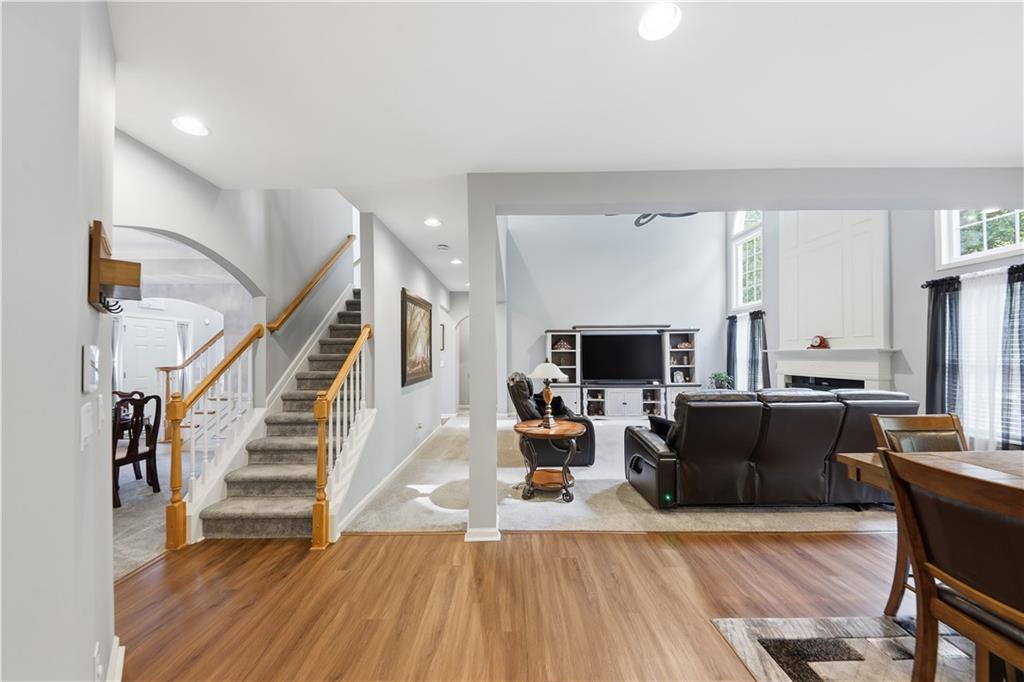 1203 Big Tree Pte