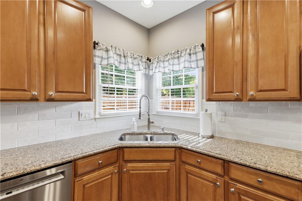 1203 Big Tree Pte