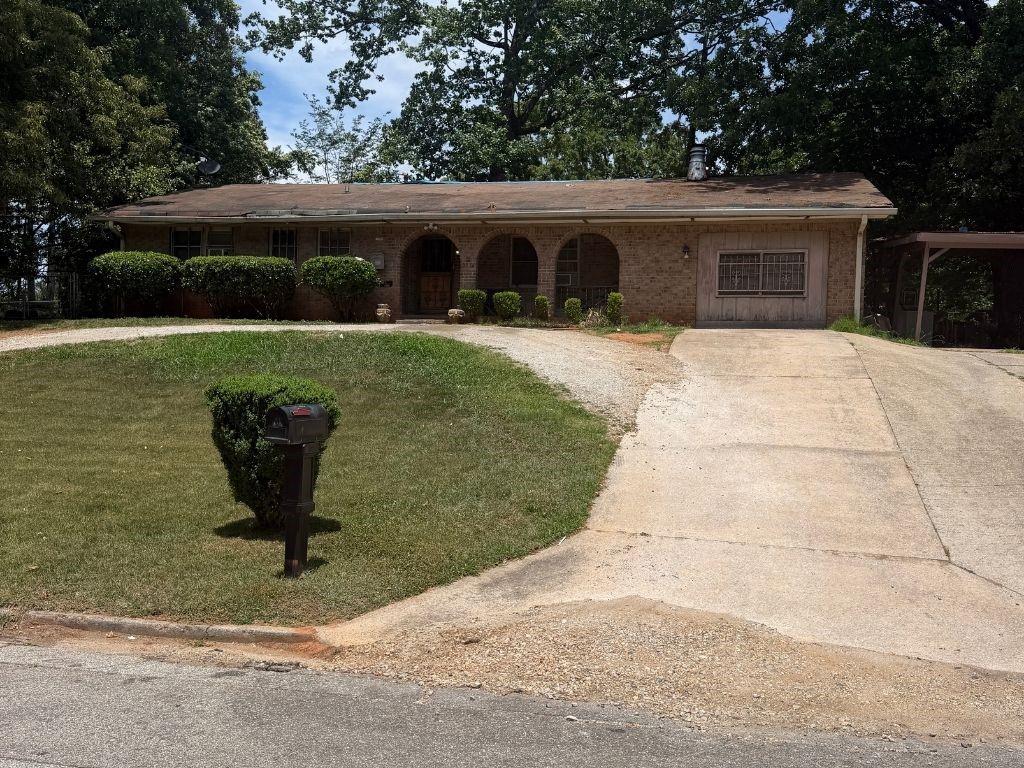 2556 Williamsburg Drive