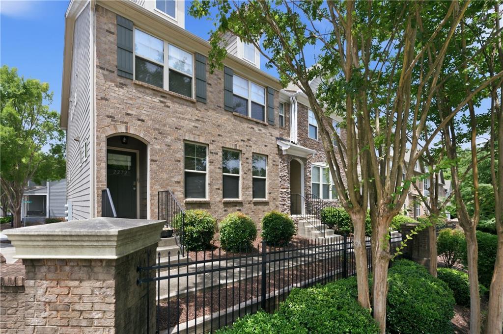 2272 Whiteoak Drive SE Unit 1