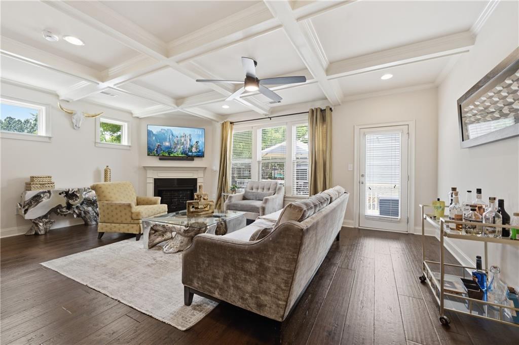 2272 Whiteoak Drive SE Unit 1