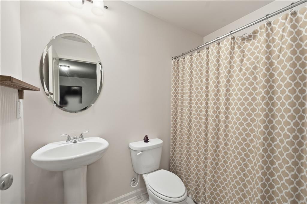 2272 Whiteoak Drive SE Unit 1