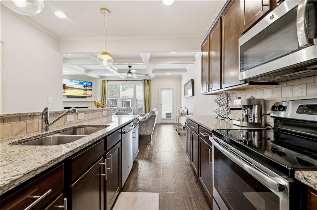 2272 Whiteoak Drive SE Unit 1